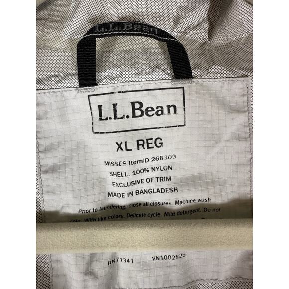 LL Bean Green Hooded Rain Jacket Windbreaker. Womens XL - Picture 3 of 9